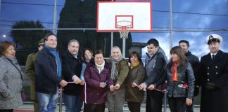 Alcalde inaugura anhelado mejoramiento de multicancha Los Alerces de Ancud