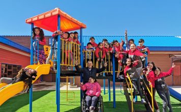 Comunidad educativa de Escuela Rural Bahía Linao se instala en nueva infraestructura