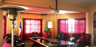 Alcalde de Ancud se reunió con dirigentes de juntas de vecinos para aclarar entrega de canastas de alimentos