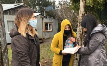 Municipio de Ancud entrega kit Rincón de Juegos para niños y niñas de programa Chile Crece Contigo