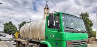 Aseguran entrega de agua potable a 335 familias durante el verano en Ancud.
