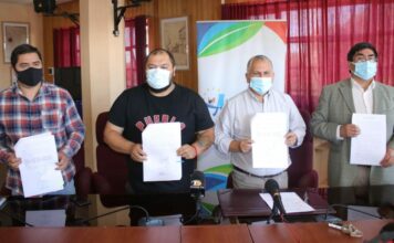 Corporación Municipal y Sindicatos de asistentes de la educación firman acuerdo por beneficios