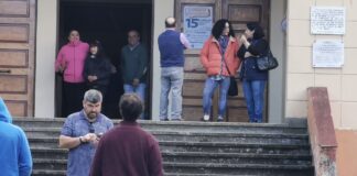 Gimnasio Fiscal y la Escuela Básica de El Pilar, nuevos locales de votación en Ancud