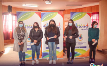 Se inició entrega de Becas a estudiantes de Estudios Superiores de la comuna