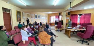 Municipio realiza charlas de prevención de violencia intrafamiliar a integrantes de la Feria Social