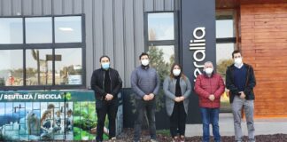 Alcalde de Ancud visita planta de proceso de vidrio en Rancagua