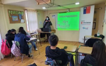 Senda y Dirección de Seguridad Pública realizan charla preventiva en colegios de Ancud