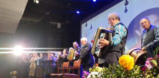 Ancud homenajea la trayectoria de reconocido profesor y folclorista