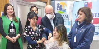 Lanzamiento campaña vacunación provincial en Cesfam Pudeto Bajo