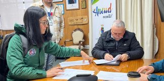 Firma de protocolo pone fin a paro de medio millar de funcionarios de salud