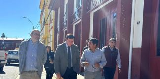 Contralor Regional Mario Quezada se reunió con alcalde de Ancud