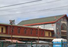 Reparación cubierta Feria Municipal Ancud