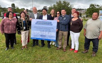 Municipio de Ancud recibe concesión de terreno para desarrollar el futuro “Parque Rivera Sur”